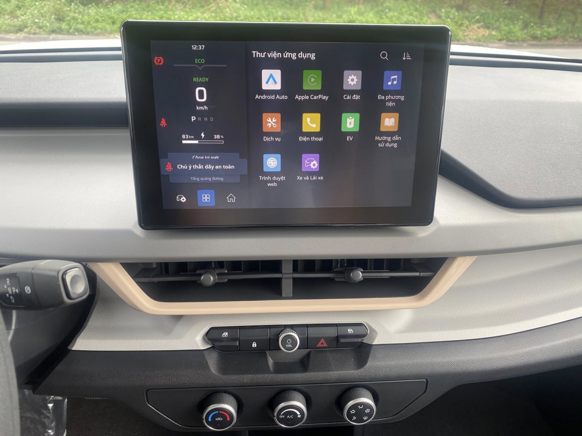 VinFast VF 3 được trang bị thêm Android Auto và Apple Carplay