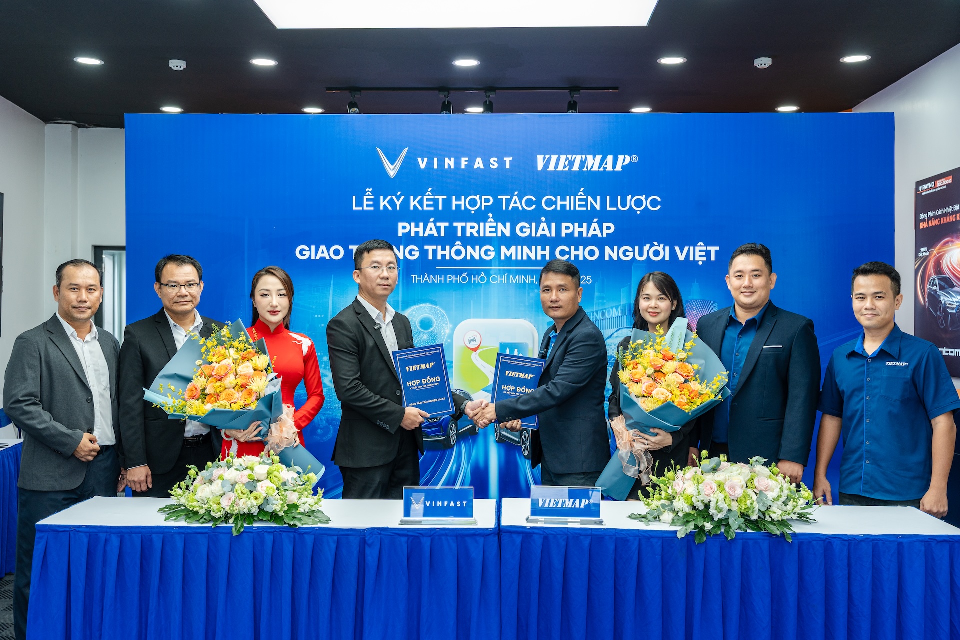 VinFast v&agrave; Vietmap k&iacute; kết hợp t&aacute;c chiến lược ph&aacute;t triển giải ph&aacute;p giao th&ocirc;ng th&ocirc;ng minh