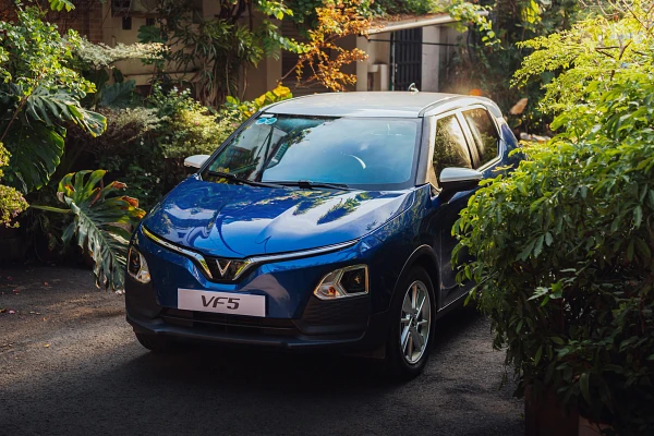 VinFast VF 5 mẫu xe bán chạy nhất trong năm 2025